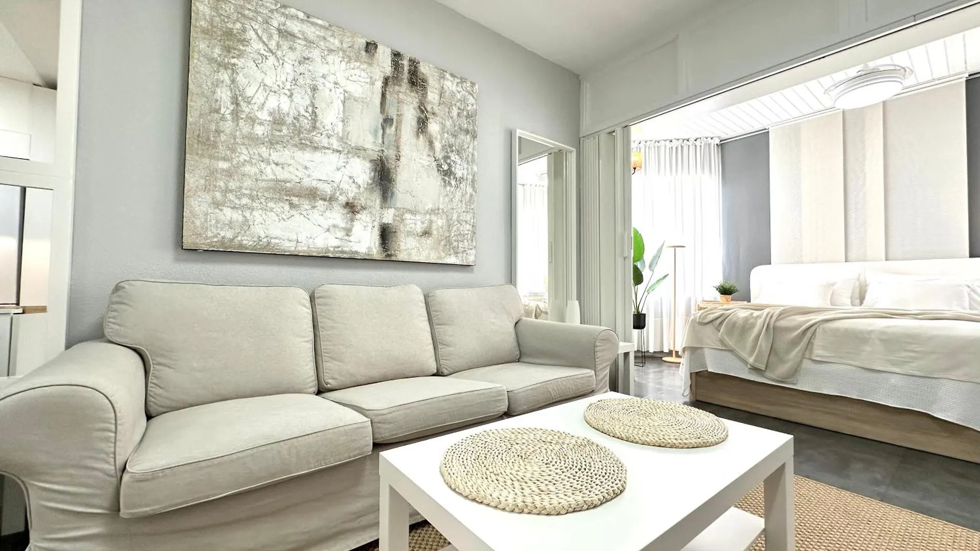 Lim7 - Precioso Apartamento, Wifi, Centro Torremolinos Spain