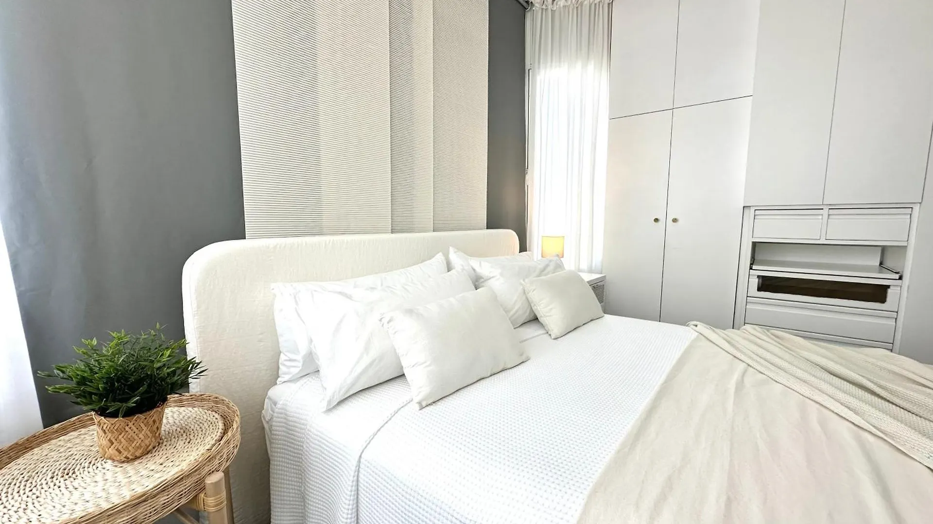 Lim7 - Precioso Apartamento, Wifi, Centro Torremolinos Spain